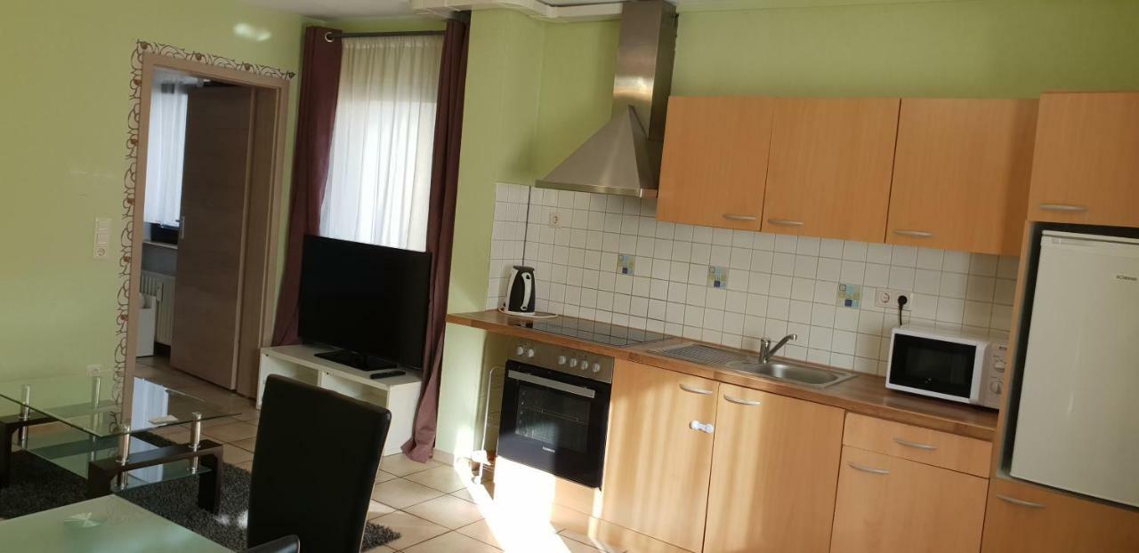 Flats-4U - Cosy, Quite & Clean Apartments In The City Бонн Экстерьер фото